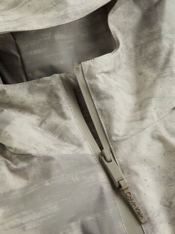 Calvin Klein Jacke in Beige