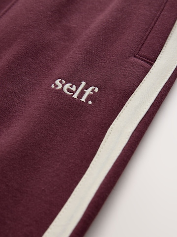SELF Loose fit Trousers in Red