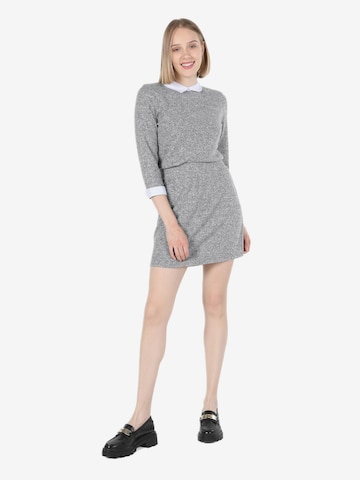 Colin's Rok in Grijs