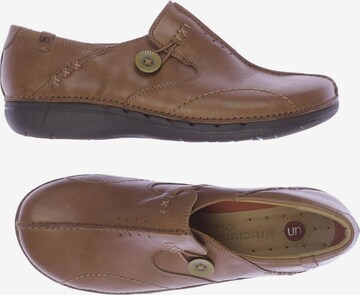 CLARKS Flats & Loafers in 37 in Brown: front