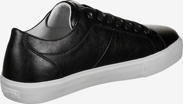 LEVI'S ® Låg sneaker ' Woodward ' i svart