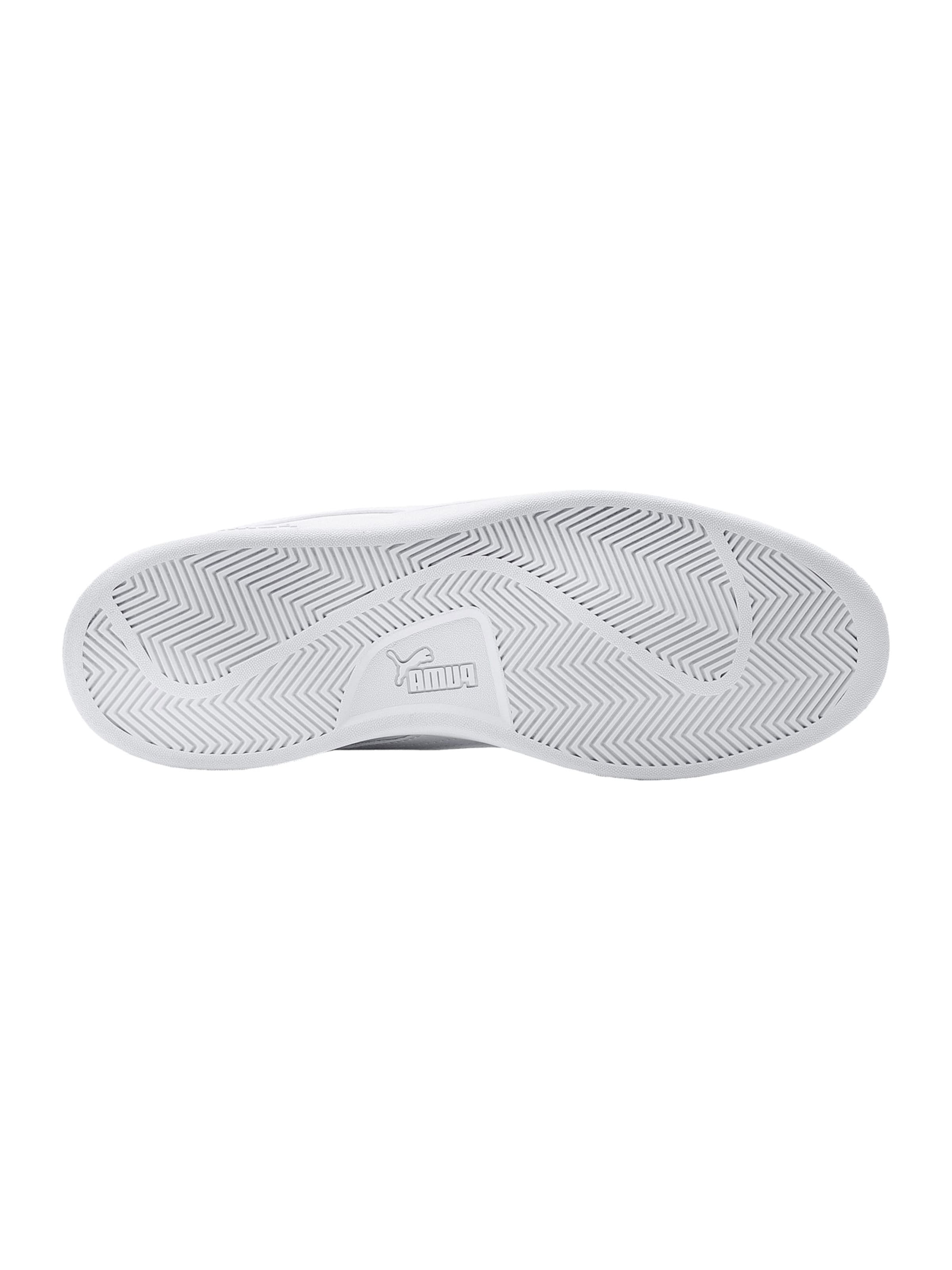 Baskets basses PUMA en blanc