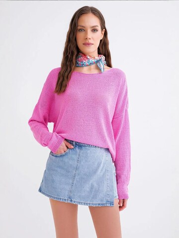 Pullover di MixRay in rosa