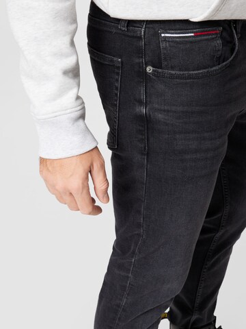 Tommy Jeans Jeans 'AUSTIN' in Black