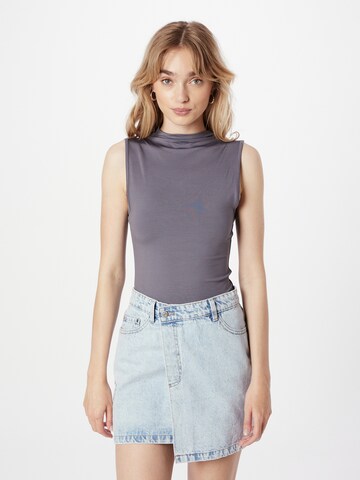 WEEKDAY Top 'Jennifer' – šedá: přední strana