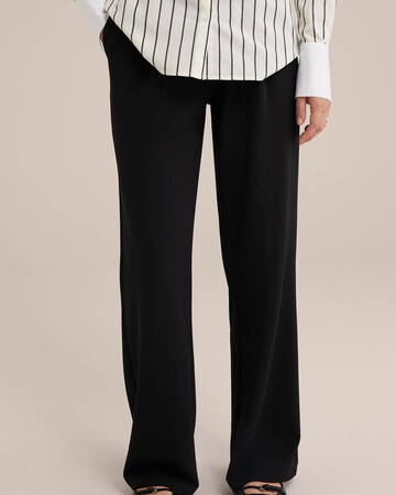 WE Fashion - regular Pantalón en negro: frente