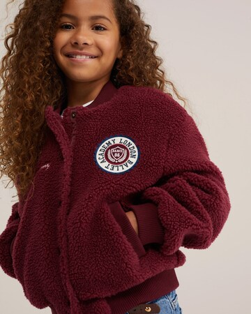 WE Fashion Jacke in Rot