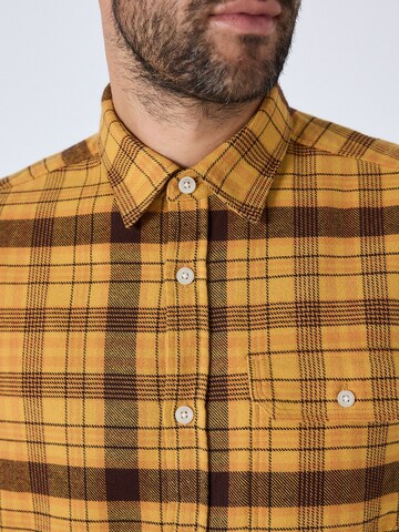 Coupe regular Chemise Next en jaune