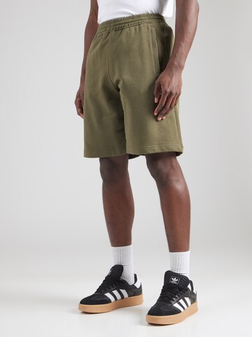 Regular Pantalon 'ESS' ADIDAS ORIGINALS en vert : devant