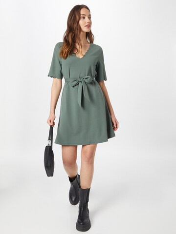 Robe 'Wendy' VERO MODA en vert