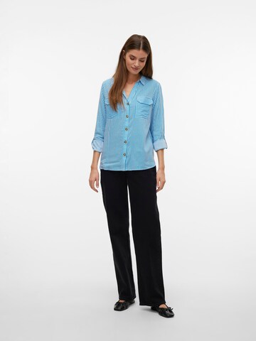 VERO MODA - Blusa 'BUMPY' en azul