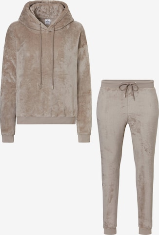 Apollo Sweat suit 'Huispak Loungewear Fleece Incl Capuchon' in Brown: front