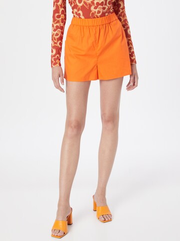 Regular Pantalon 'Elin' NA-KD en orange : devant