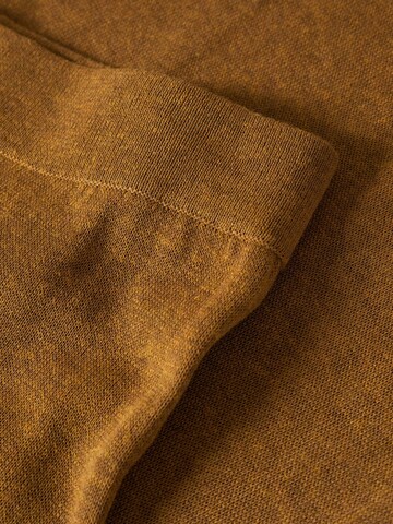 MANGO Szeroka nogawka Spodnie 'Berries' w kolorze brązowy