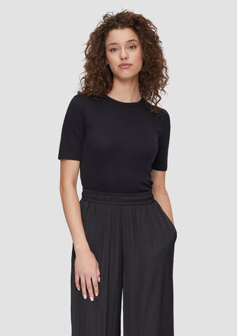 T-shirt QS en noir : devant