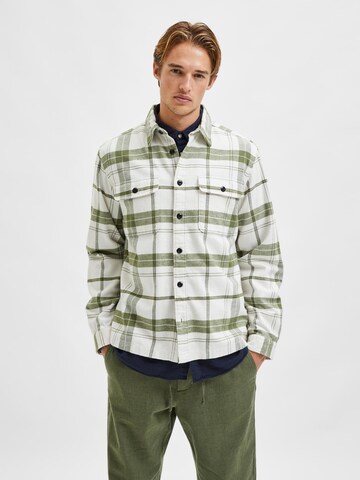 SELECTED HOMME - Regular Fit Camisa 'PATRICE' em verde: frente