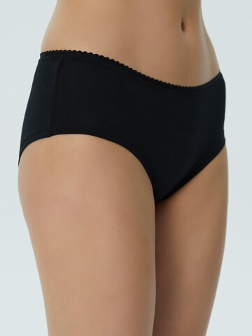 Albero Natur Boyshorts in Black
