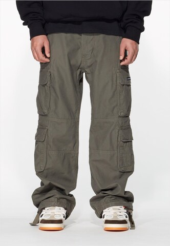 MJ Gonzales - Loosefit Pantalón cargo en verde: frente