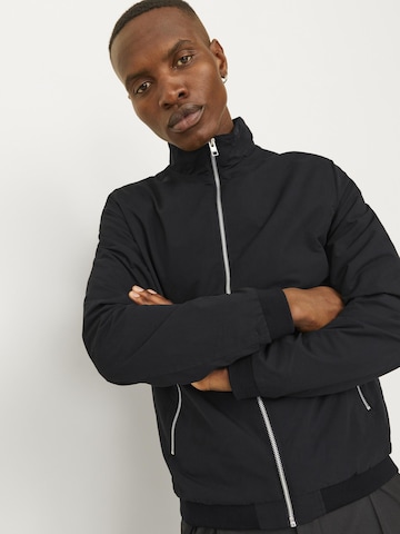 Geacă de primăvară-toamnă 'JJERush Harrington' de la JACK & JONES pe negru