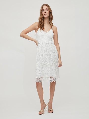 VILA Dress 'Floriana' in White: front