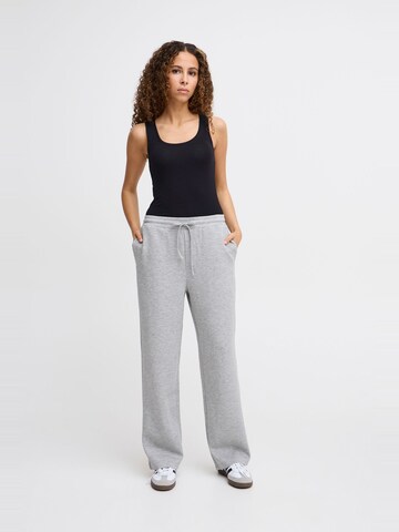 ICHI - Loosefit Calças ' SVALA  ' em cinzento
