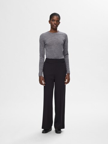 SELECTED FEMME Shirts i grå