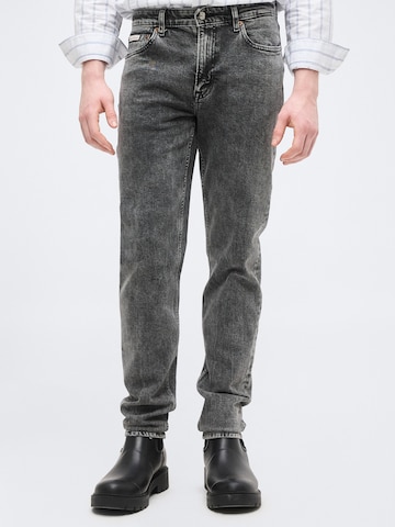 Calvin Klein Jeans Liibuv Teksapüksid, värv hall: eest vaates