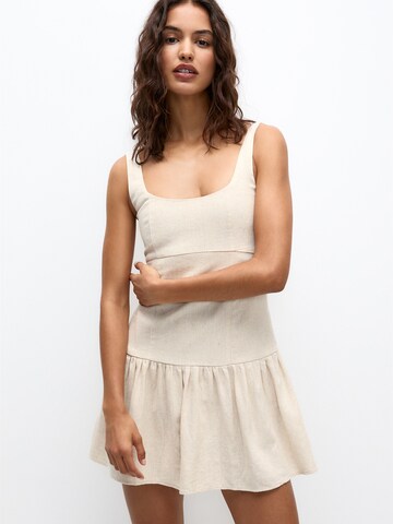 Abito estivo di Pull&Bear in beige