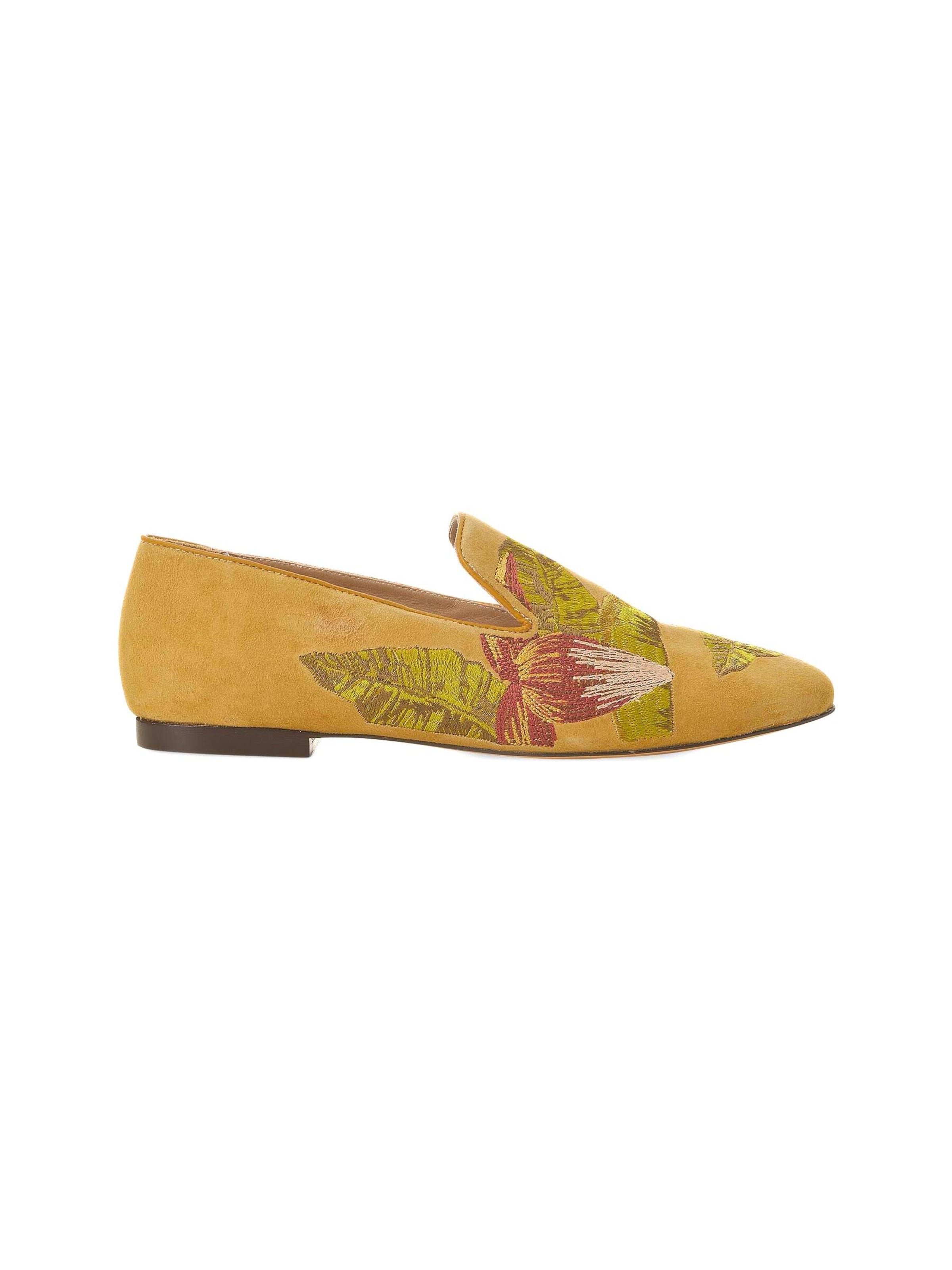 Slipper 'Mocassins Mangara Canela en cuir brodé jaune' di Mangara Atelier in giallo: frontale