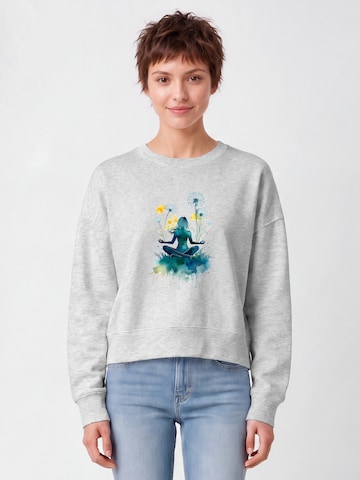 Watapparel Sweatshirt 'Yoga & Meditation' in Grijs: voorkant