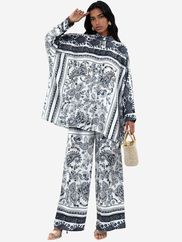 Tenue d'intérieur MSN Collection en mélange de couleurs : devant