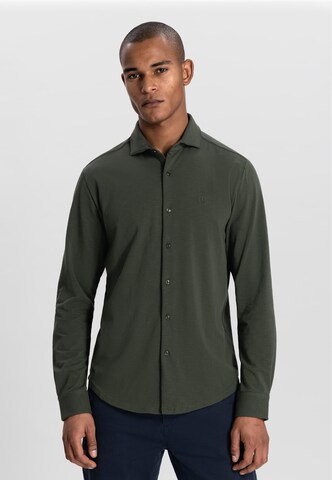 Dstrezzed Regular fit Button Up Shirt 'The Bo' in Green: front