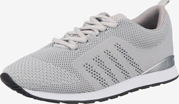 Lynfield Sneakers in Grey: front
