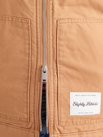 Gilet di Monki in marrone