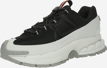 Baskets basses 'ZOOM VOMERO ROAM' Nike Sportswear en noir : devant