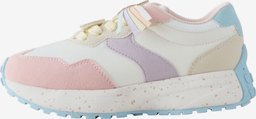 Next Tennarit värissä vaaleanpunainen: etupuoli