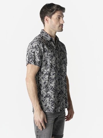 KOROSHI - Ajuste regular Camisa en negro