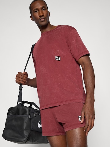 NIKE Sportshirt 'Heritage' in Rot