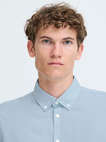 Casual Friday Regular fit Button Up Shirt 'Anton' in Blue