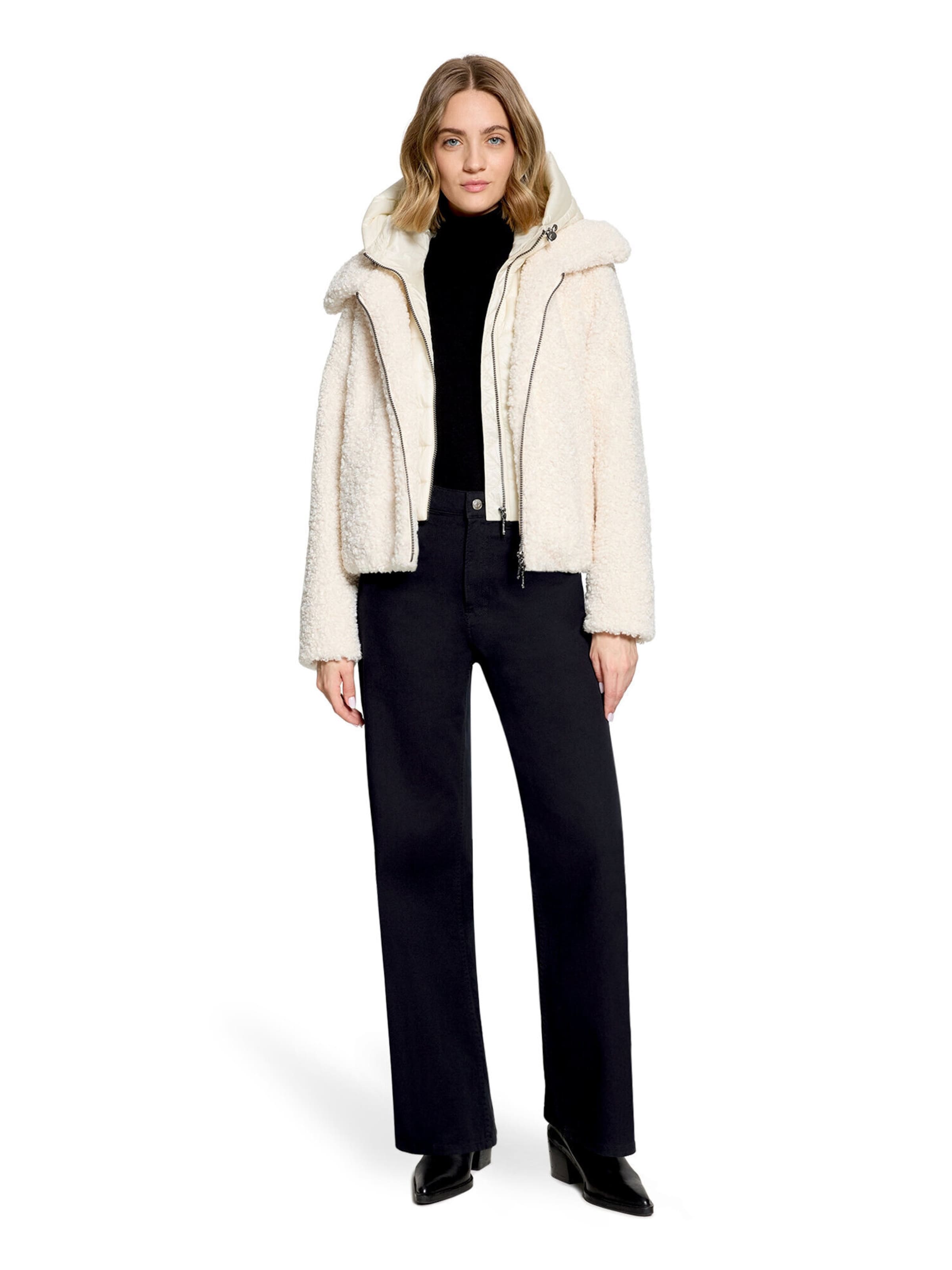 Giacca di mezza stagione di Amber & June in beige