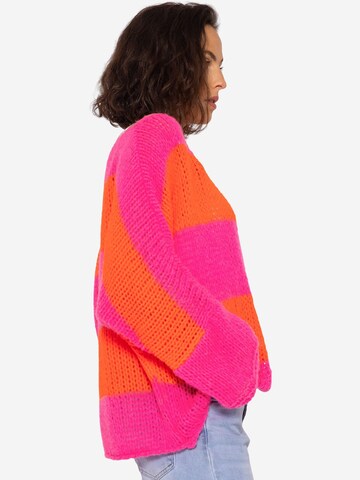 SASSYCLASSY - Pullover oversized em rosa