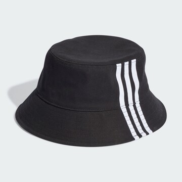 ADIDAS ORIGINALS Hat 'Adicolor Classic' in Black
