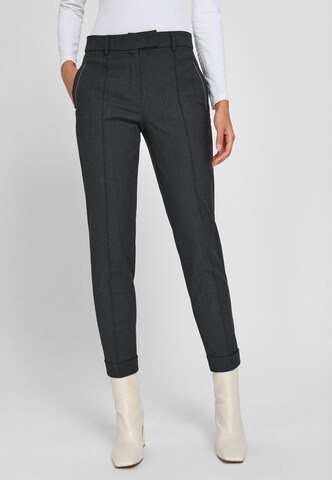 Basler Regular Pleated Pants in Grey: front