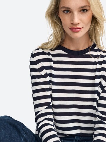 Pull-over Rich & Royal en bleu
