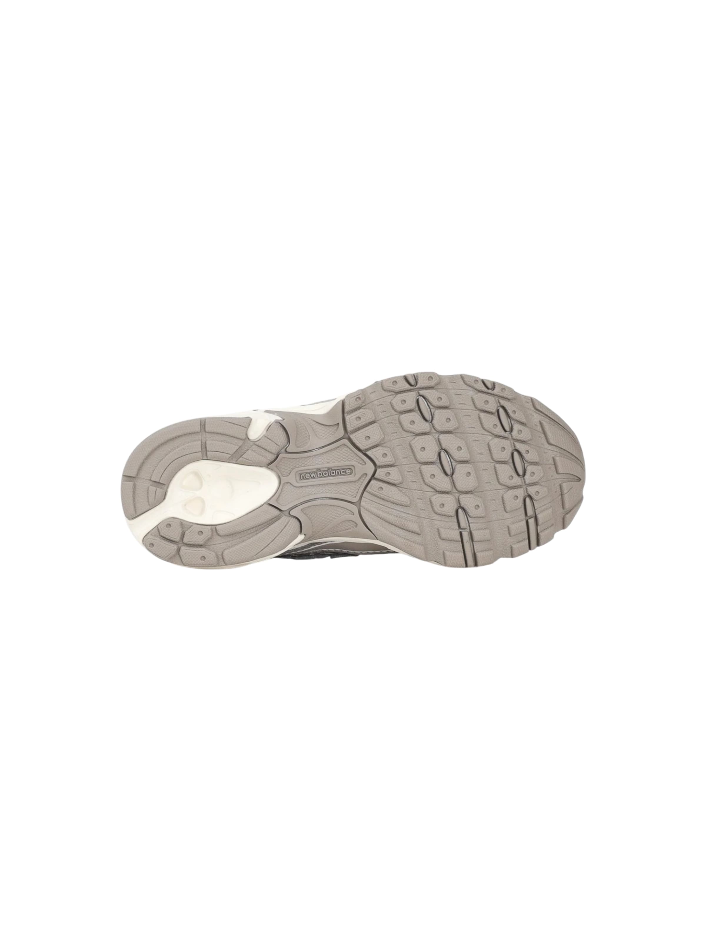 Chaussure de sport new balance en marron