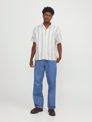 JACK & JONES - Ajuste confortable Camisa 'JORCabana' en blanco