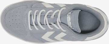 Hummel Sneaker in Grau