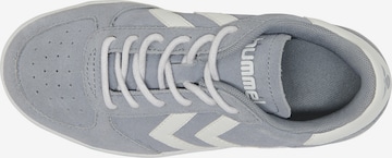 Hummel Sneaker in Grau