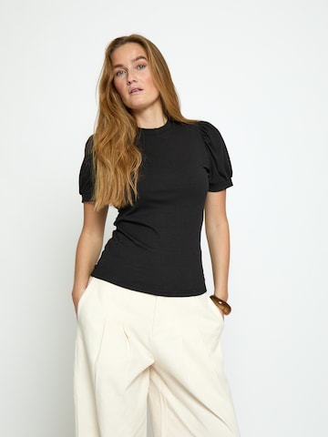 Maglietta 'Johanna' di Peppercorn in nero: frontale