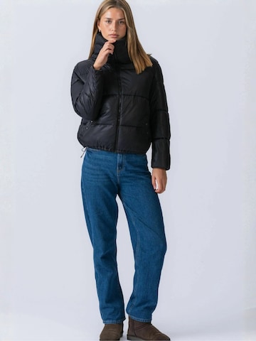 TEESHOPPEN Vinterjakke ' Short Puffer ' i sort